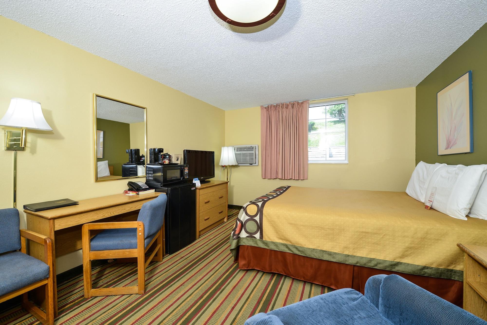 Super 8 By Wyndham Minot Airport Hotel Buitenkant foto